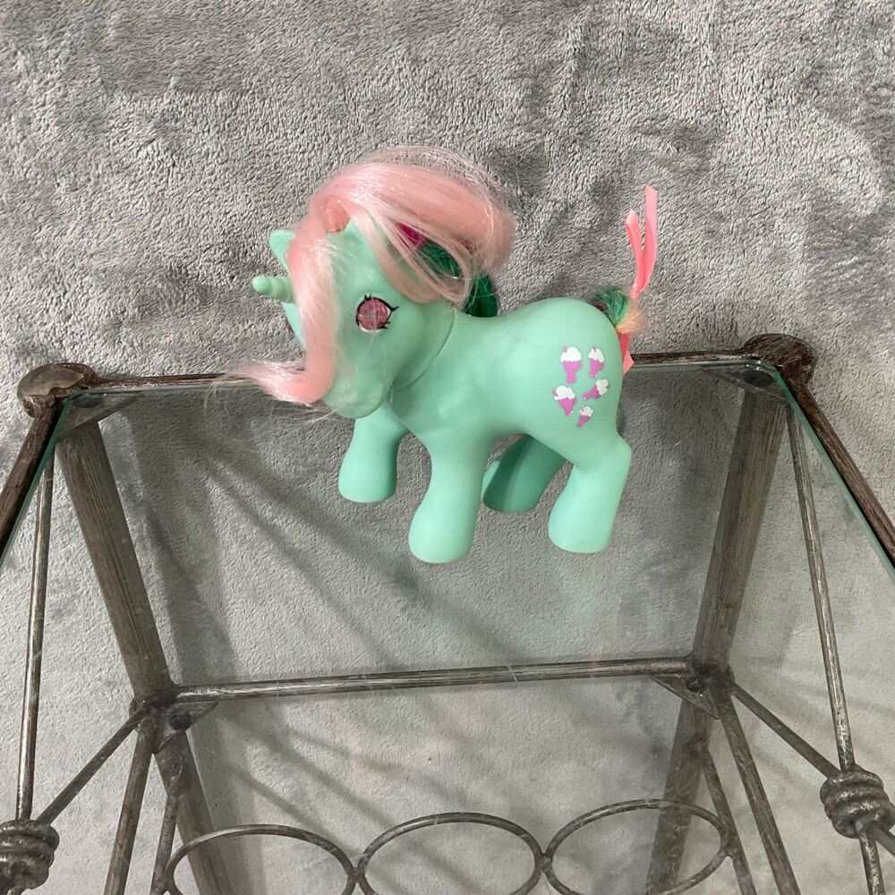 My Little Pony 35th Anniversary FIZZY Twinkle Eye Retro MLP Basic Fun Re-release